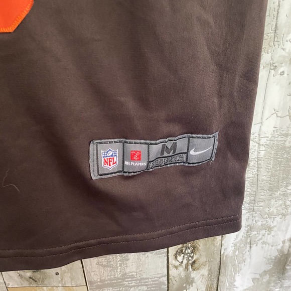 Cleveland browns #6 Mayfield kids jersey M - Picture 4 of 7